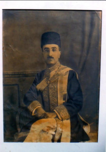 Same photograph, after conservation Same photograph, after conservation